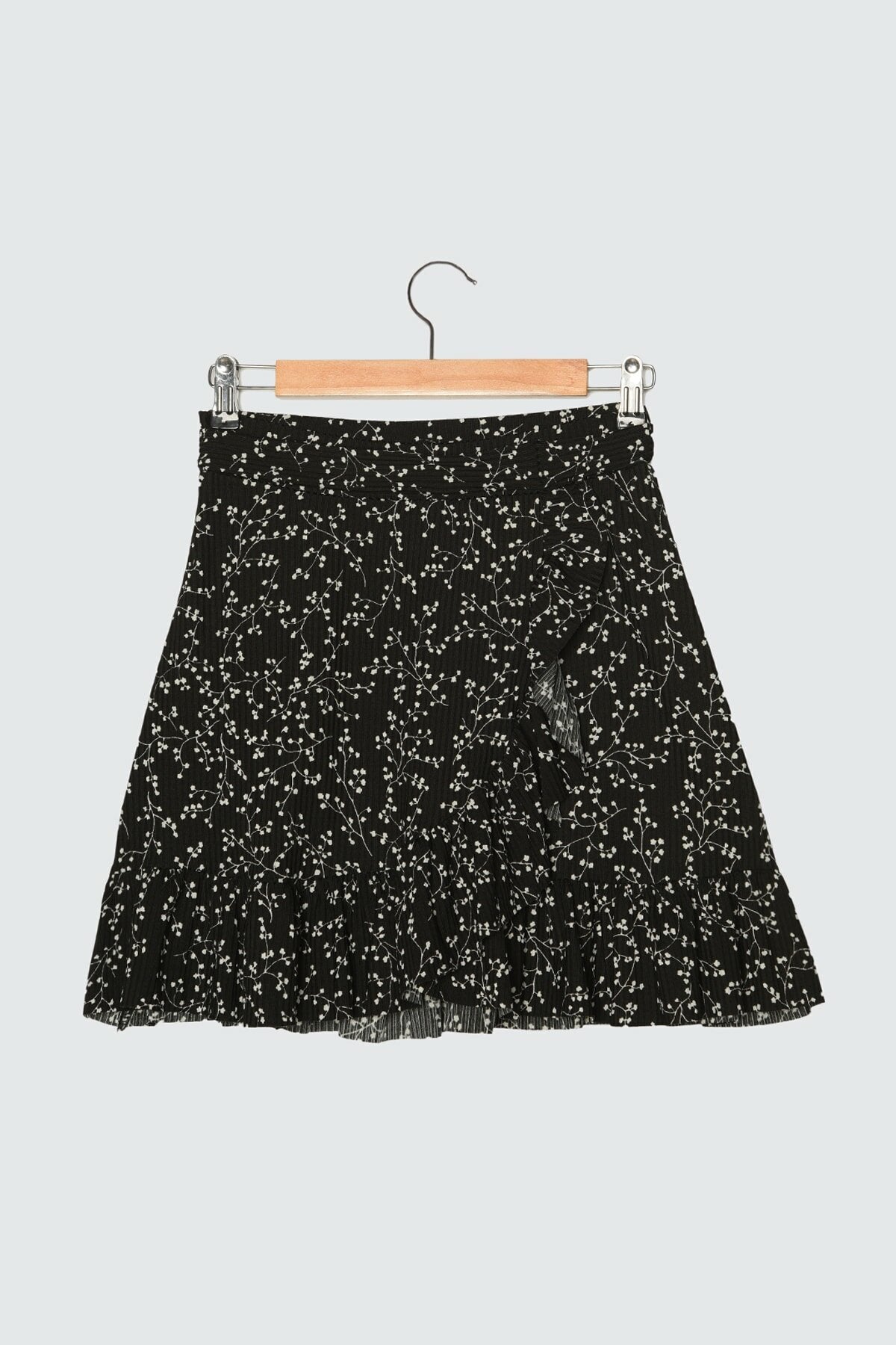 Floral Patterned Ruffle Knitted Skirt