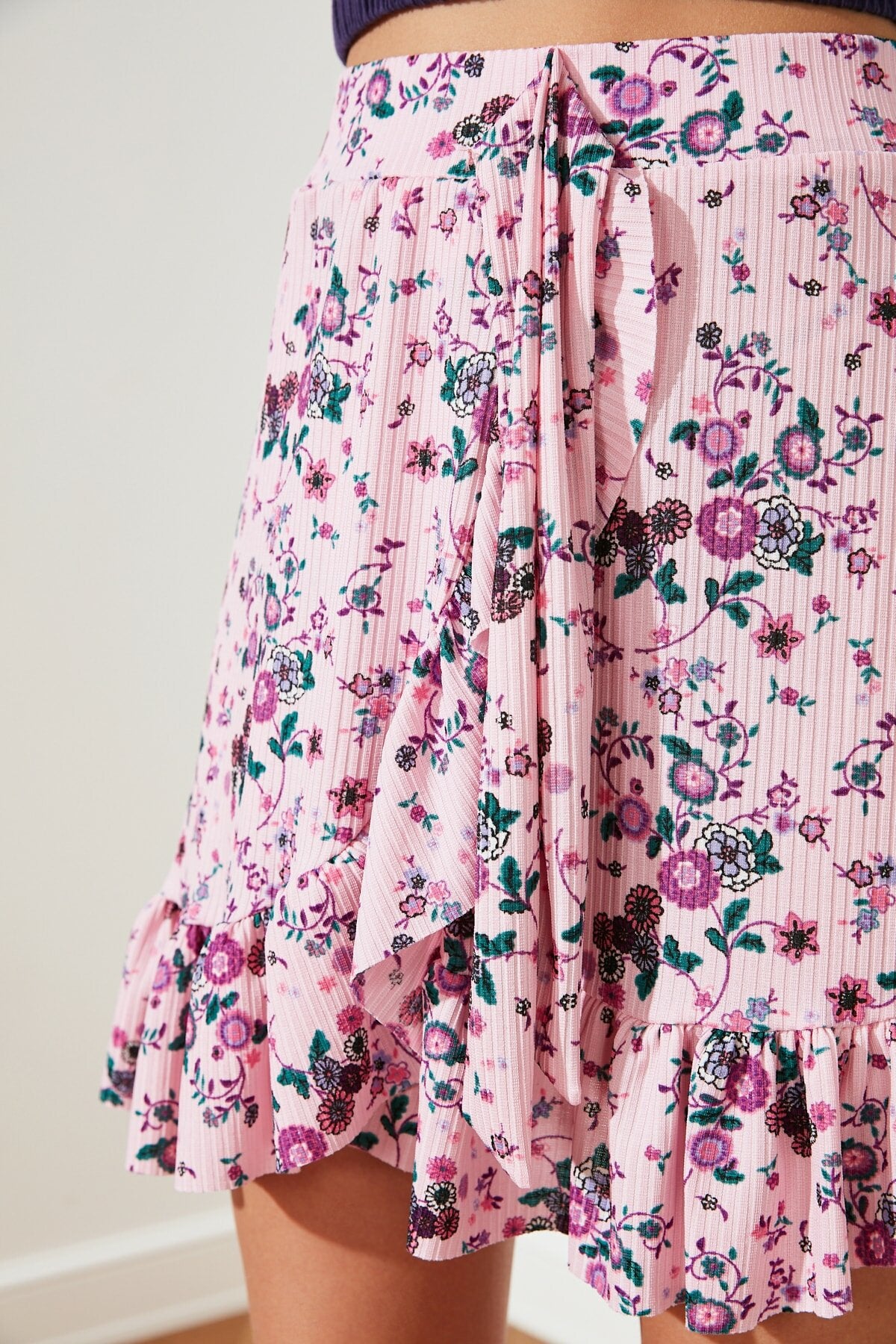 Floral Patterned Ruffle Knitted Skirt