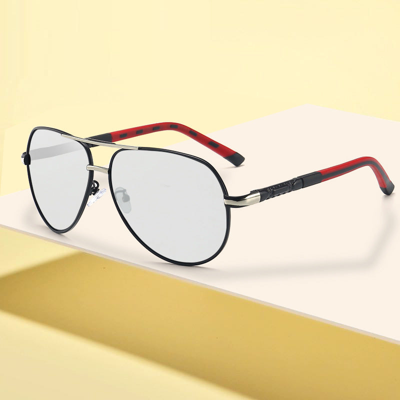 New Fashion Driving Mirror Color Changing Polarized Sunglasses Anti-UV Sunglasses Men's Toad Glasses