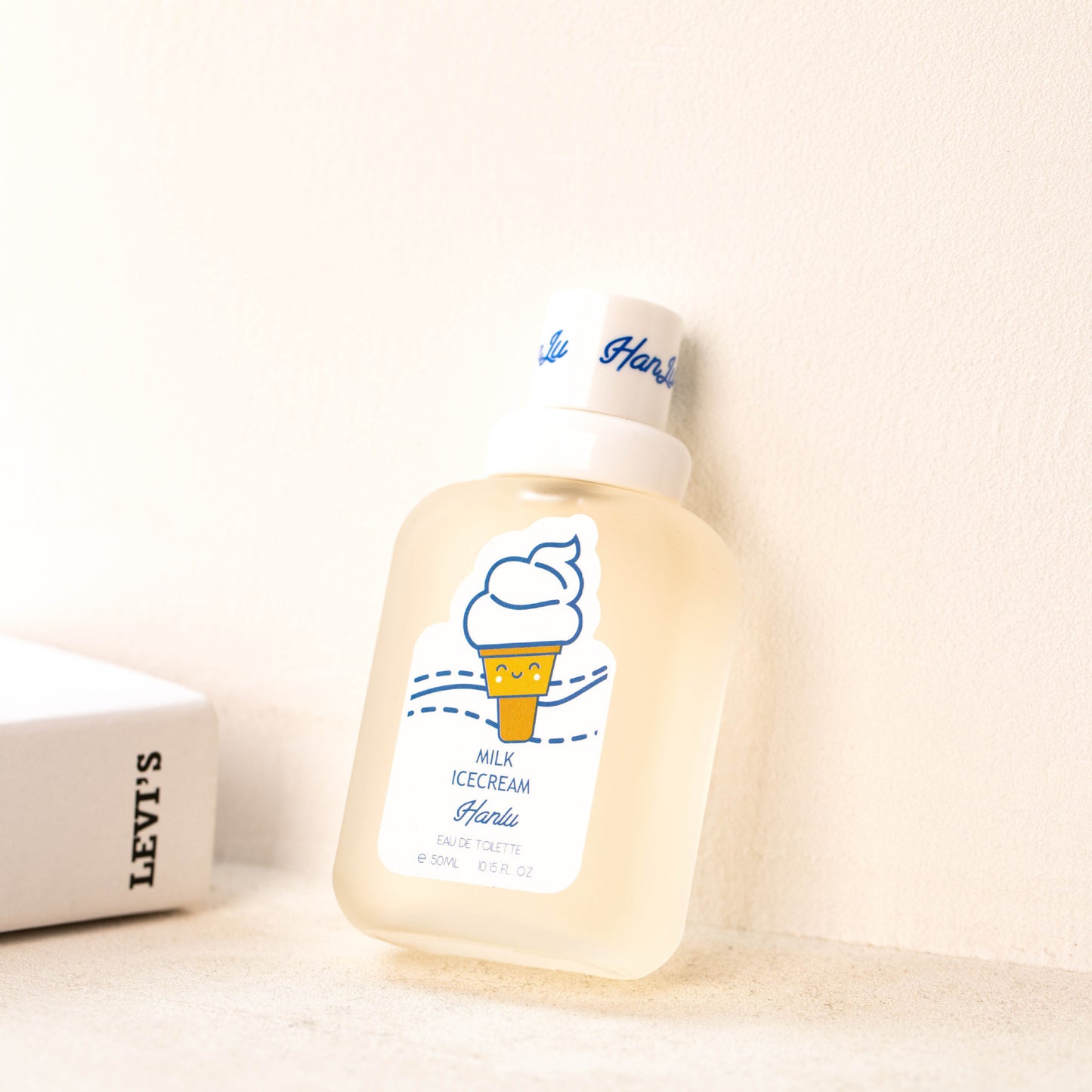 Factory wholesale baby bear baby perfume lady long lasting light fragrance fresh peach tea fragrance vibrato fast hand live broadcast 50ml