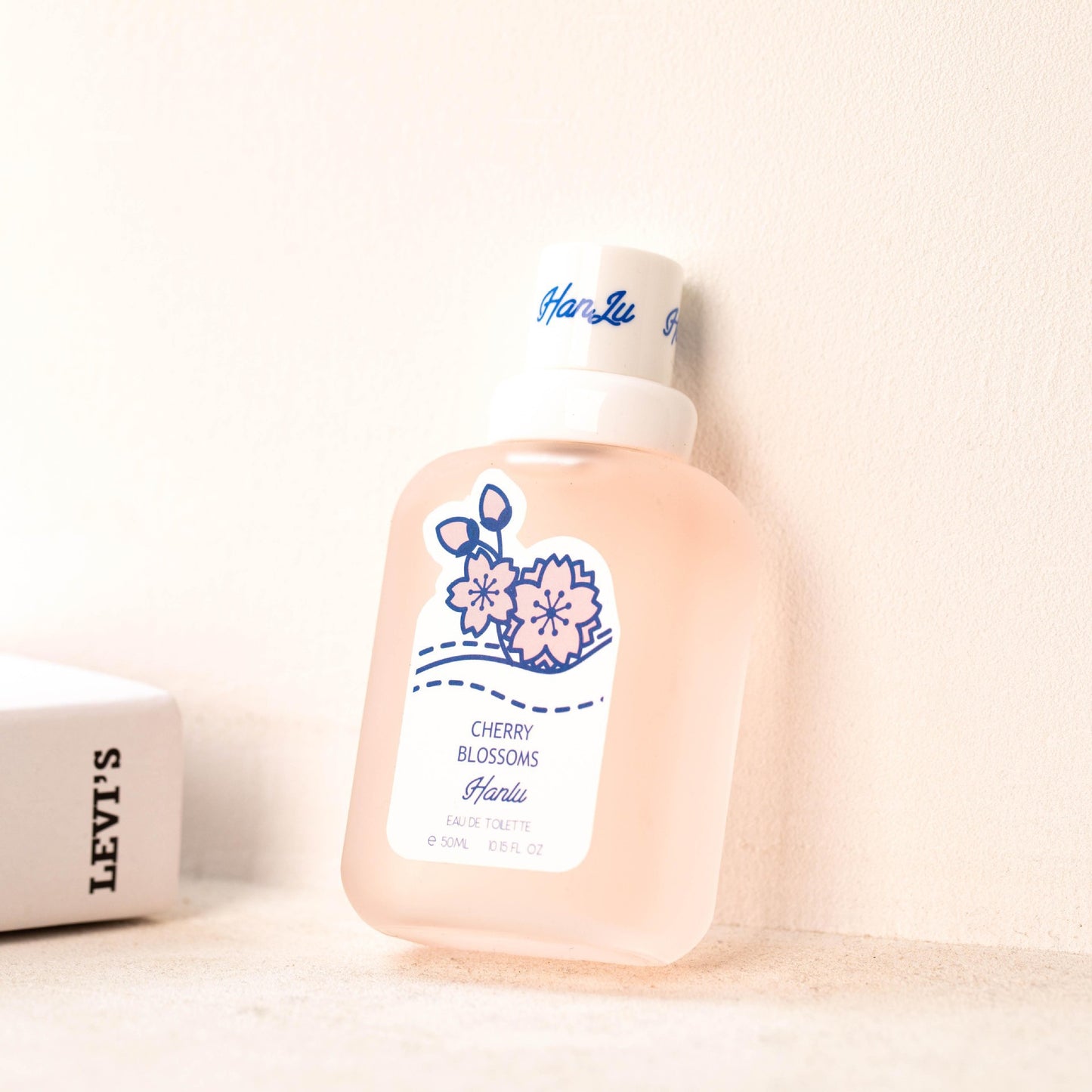 Factory wholesale baby bear baby perfume lady long lasting light fragrance fresh peach tea fragrance vibrato fast hand live broadcast 50ml