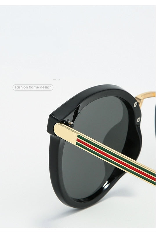 2021 luxury bee Fashion for women Sunglasses Men Square Brand Design Sun Glasses Oculos Retro male iron