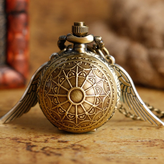 Retro Snitch Ball Shaped Potter Quartz Pocket Watch Fashion Sweater Angel Wings Necklace Chain Gifts for kids Anime Accessories