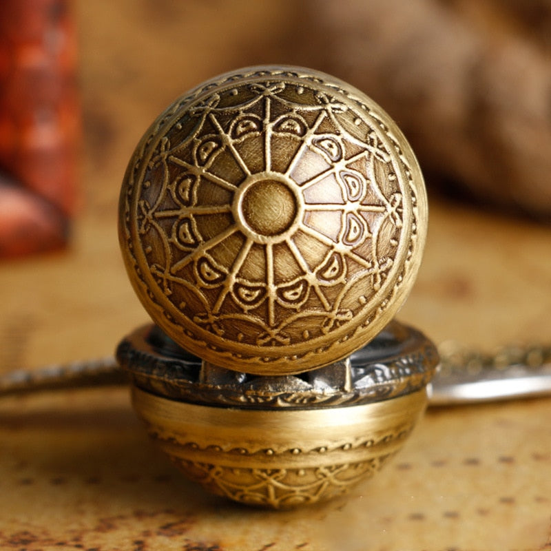 Retro Snitch Ball Shaped Potter Quartz Pocket Watch Fashion Sweater Angel Wings Necklace Chain Gifts for kids Anime Accessories